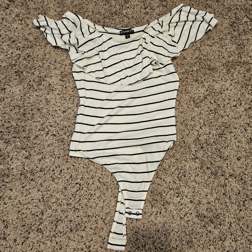 NWOT Express Off The Shoulder Stripe Top S